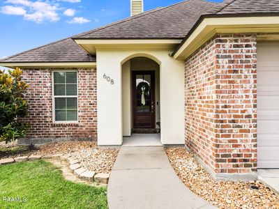 608 Braxton Dr