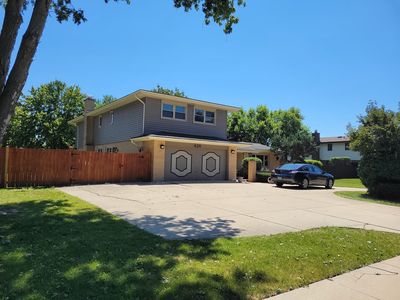 Property at 425 S Arlington Heights Rd, Elk Grove Village, IL