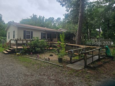 21 Sandstone Cir