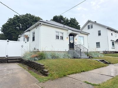 341 W 29th St