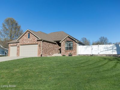 380 N Lakeside Dr
