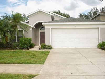 425 CASTLEMAIN CIRCLE