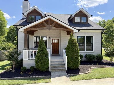 800 Virginia Ave