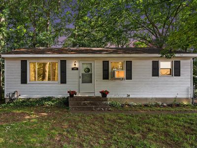 355 Nancy St SE