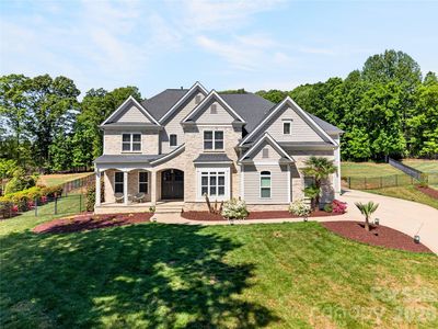 121 Leeward Shoals Ln