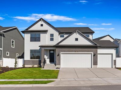 1224 E Amarylis Way