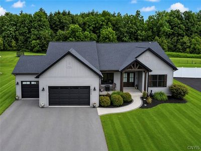 4534 Hollyshire Way