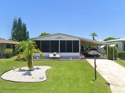 7943 SE Saratoga Drive