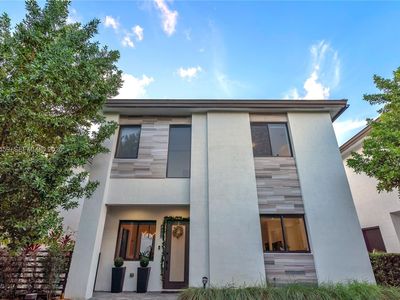 4363 NW 81st Ave