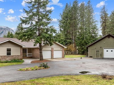 1011 Dunnagan Avenue