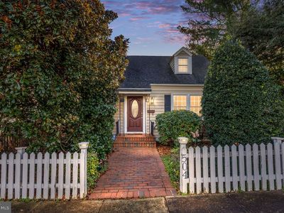 504 Hawke St