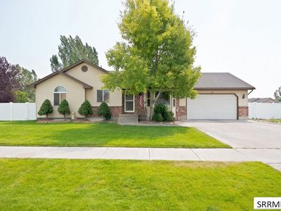 619 S Holladay Cir