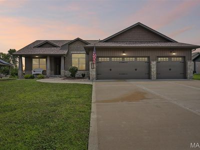 604 Briar Meadow Ct