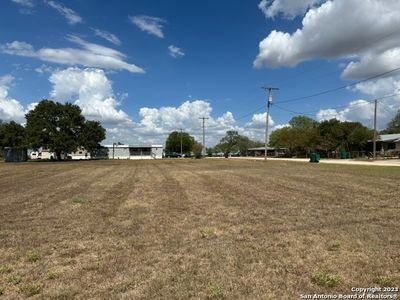 Property at 1309/1311 HICKORY ST, Jourdanton, TX