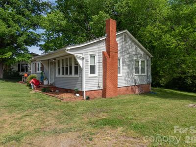 Property at 33 Central Heights Dr, Concord, NC