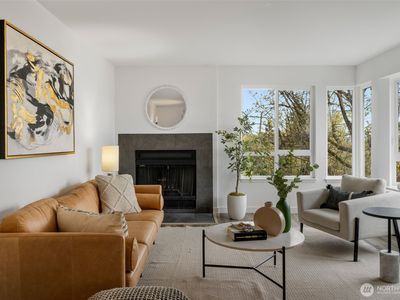 2419 E Madison Street #2461