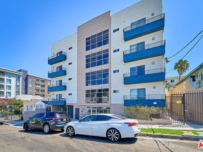 1042 S Kingsley Dr #Penthouse 4