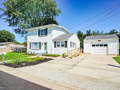 16 Eaton Rd