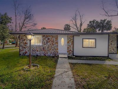 1203 S Pomegranite Ave