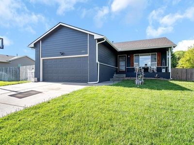 2201 E Spring Hill Dr