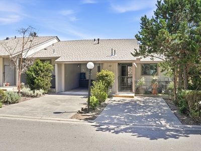 209 Florence Ave