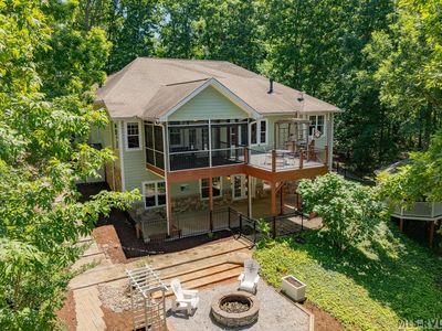 381 Mountain Rock Trl