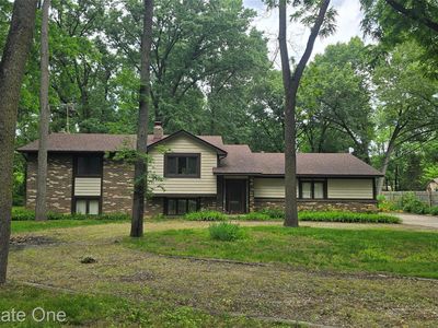 8950 Wise Rd