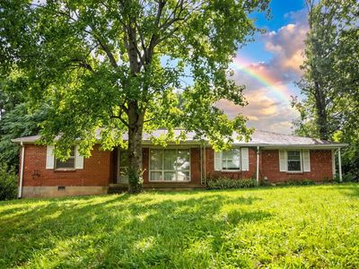 141 Hillcrest Dr