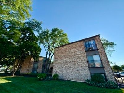 1930 Cherry Ln APT 122
