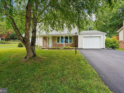 7223 Wickford Dr