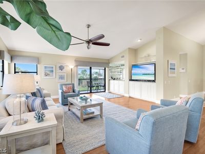 16301 Fairway Woods Dr APT 805