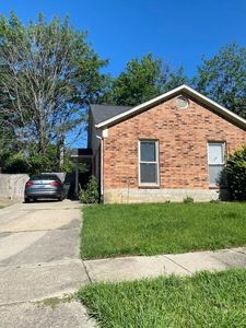 3511 Kenesaw Dr
