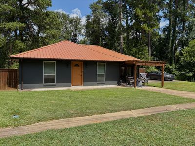 406 Shady Ln