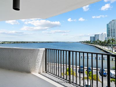 1200 S Flagler Drive #506