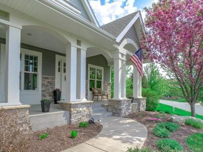 587 Lake Ridge Dr