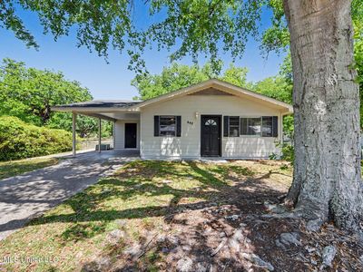 442 Woody Cir