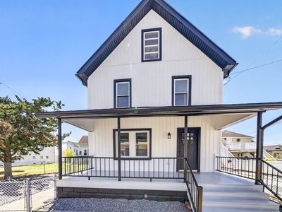 112 E Montgomery Ave