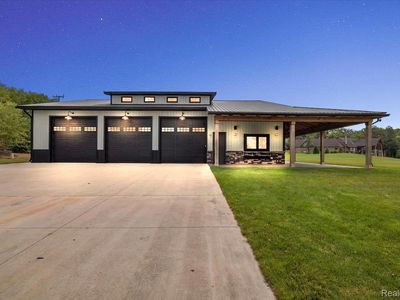 3697 Mitchell Rd