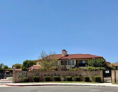25636 Sharp Dr APT E