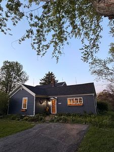 3873 Eckhardt Rd