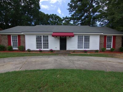 2708 Skylake Dr