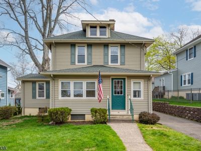 Property at 11 Oak Grove Rd, Caldwell, NJ