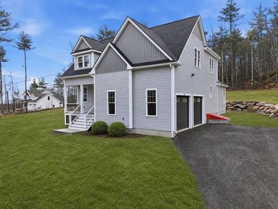 18 Lakeshore Dr