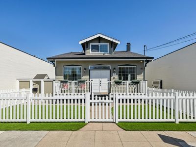 917 Howard Ave