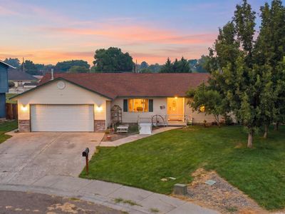 30 Maple Dr