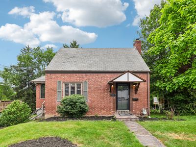 1065 Grandview Ave