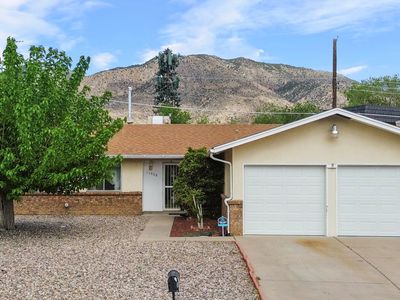 11908 Lexington Ave NE