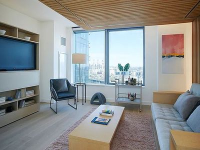 3 Court Sq APT 3306