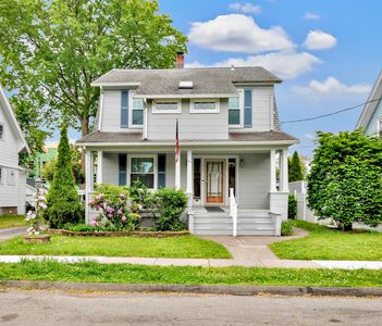 65 Kings College Place