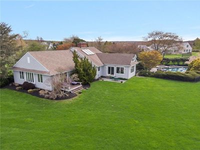40 Little Harbor Rd